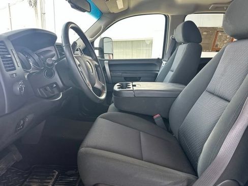 Used 2013 Chevrolet Silverado 2500 LT w/ Interior Plus Package AWD/4WD image 29