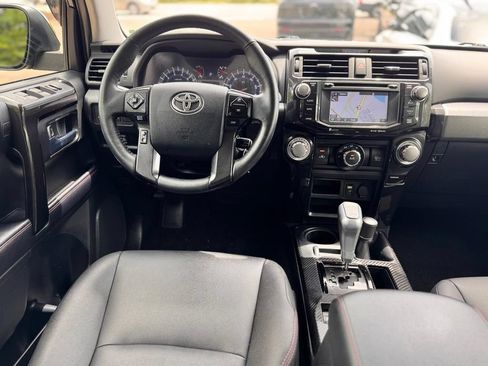 Used 2018 Toyota 4Runner TRD Off-Road Premium AWD/4WD image 22