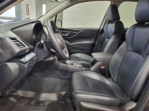 Used 2019 Subaru Forester Limited image 10