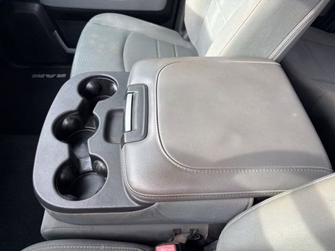 Used 2017 RAM 1500 Classic SLT image 26