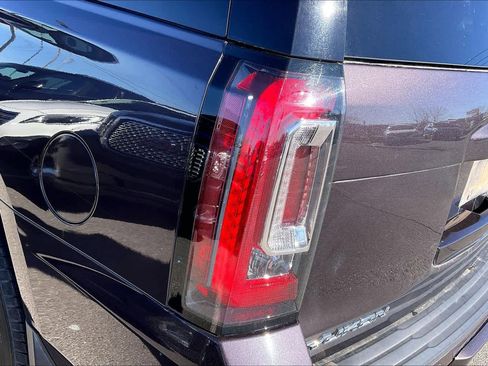 Used 2016 GMC Yukon SLE w/ HD Trailering Package image 27