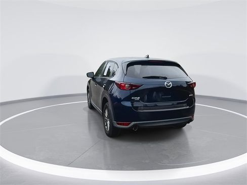 Used 2017 MAZDA CX-5 Touring w/ Preferred Equipment Package image 9