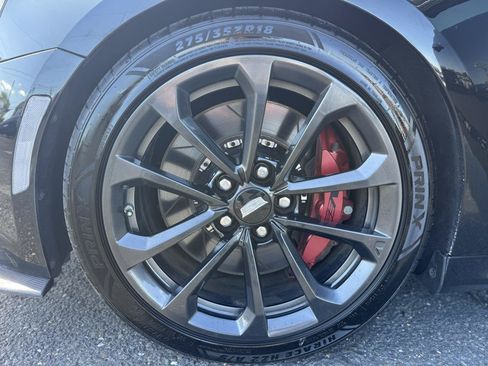 Used 2017 Cadillac ATS V w/ Luxury Package RWD image 22