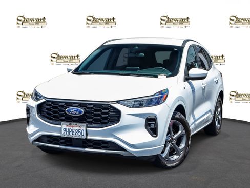 Used 2023 Ford Escape ST-Line Select AWD/4WD image 1
