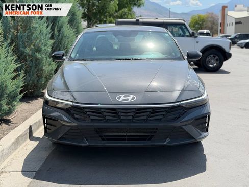 Used 2026 Hyundai Elantra Sport FWD image 2