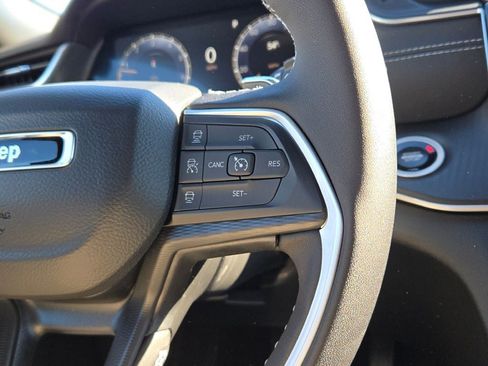 New 2025 Jeep Grand Cherokee Laredo X image 34