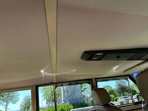 Used 1989 Jeep Grand Wagoneer image 29