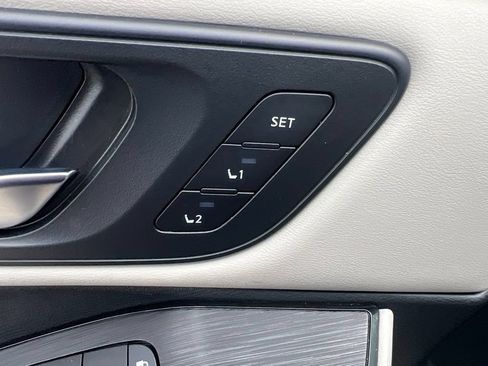 Certified 2023 Nissan Rogue SL AWD/4WD image 49