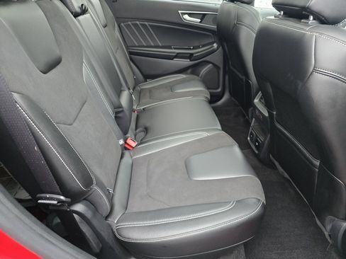 Used 2020 Ford Edge ST w/ Equipment Group 401A image 20