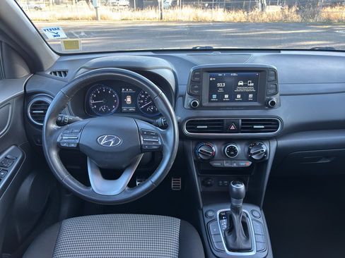 Used 2021 Hyundai Kona Night image 17