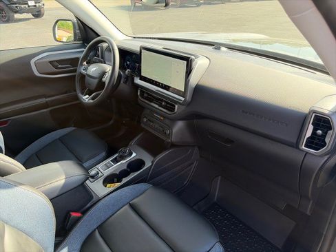 Used 2025 Ford Bronco Sport Outer Banks w/ Outer Banks Tech Package+ AWD/4WD image 23