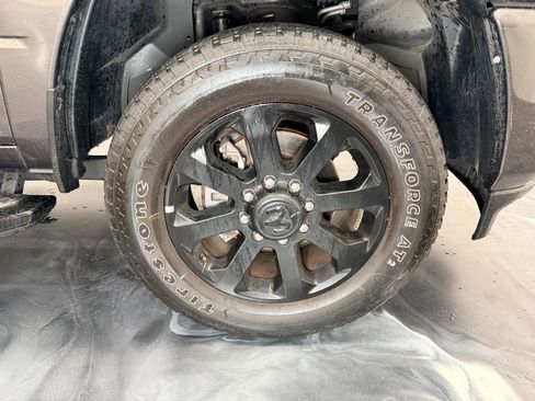 Used 2025 RAM 2500 Big Horn AWD/4WD image 23