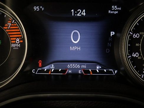 Used 2021 Jeep Cherokee Limited AWD/4WD image 17