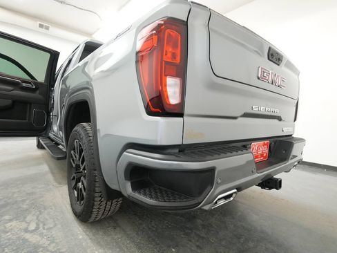 Used 2025 GMC Sierra 1500 Elevation w/ Elevation Premium Package AWD/4WD image 29