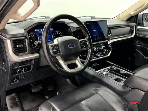 Used 2024 Ford Expedition Max XLT RWD image 16