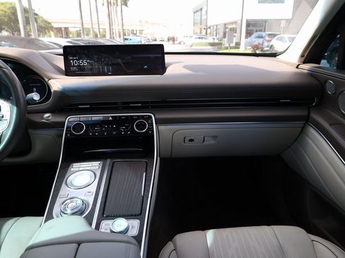 Used 2021 Genesis GV80 2.5T w/ Prestige Package 05 image 27