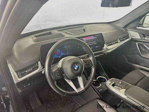 Used 2023 BMW X1 xDrive28i w/ Premium Package AWD/4WD image 9