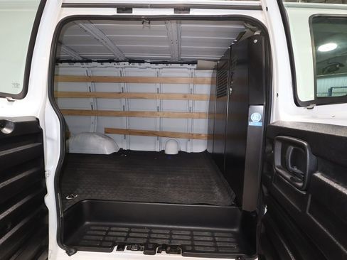 Certified 2024 Chevrolet Express 2500 w/ Driver Convenience Package image 21
