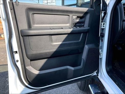 New 2024 RAM 5500 Tradesman w/ Chrome Appearance Group AWD/4WD image 12