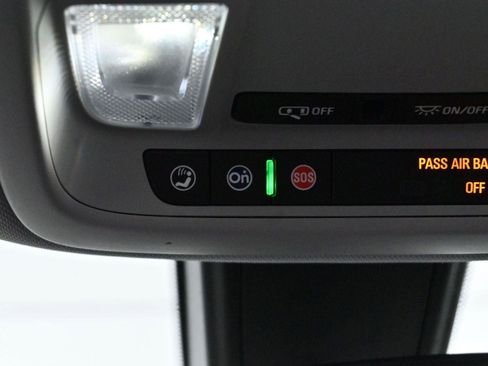 Used 2022 Chevrolet Malibu LT image 27