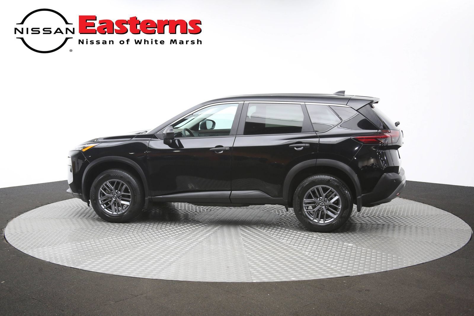 Used 2023 Nissan Rogue S AWD/4WD image 60