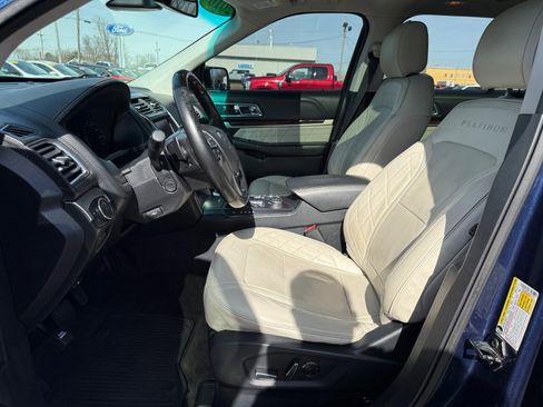 Used 2016 Ford Explorer Platinum image 18