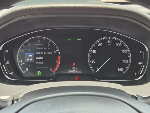 Used 2018 Honda Accord Touring image 12