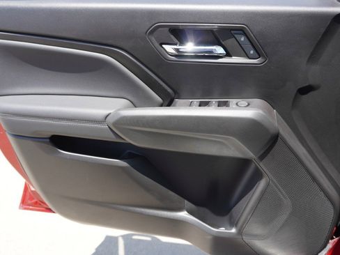 Used 2024 GMC Canyon Elevation w/ Convenience Package RWD image 23
