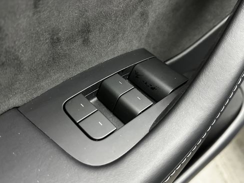 Used 2023 Tesla Model 3 Long Range image 11