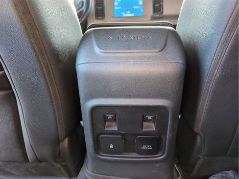Used 2021 Ford Bronco Outer Banks AWD/4WD image 32