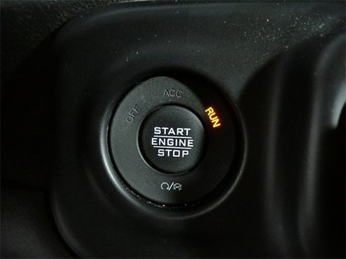 Used 2022 Jeep Wrangler Unlimited Sahara w/ Cold Weather Group image 23