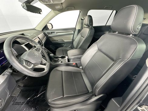 Used 2023 Volkswagen Atlas SE image 20