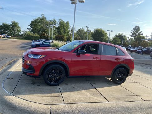 New 2026 Honda HR-V Sport image 5