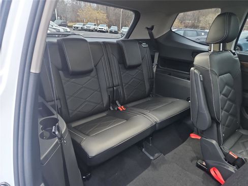 New 2026 Volkswagen Atlas SE image 31