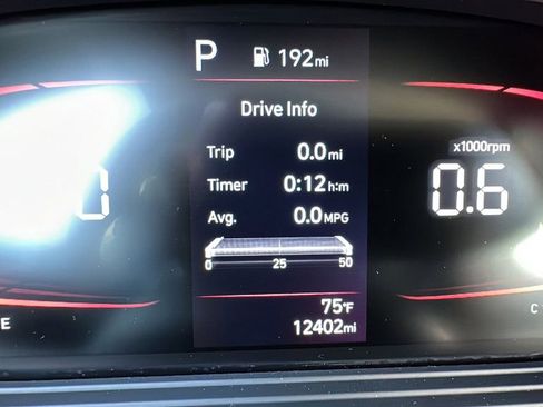 Certified 2024 Hyundai Venue SE image 16