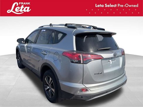 Used 2018 Toyota RAV4 XLE image 4