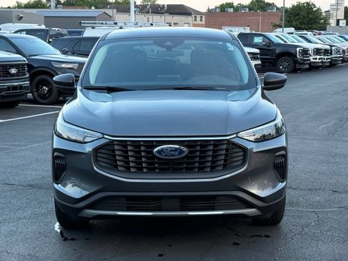 Used 2023 Ford Escape Active AWD/4WD image 9