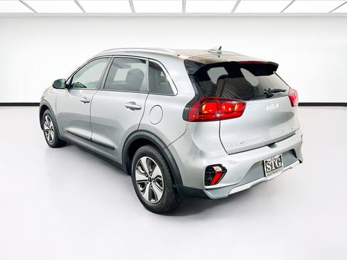 Used 2022 Kia Niro LX FWD image 6