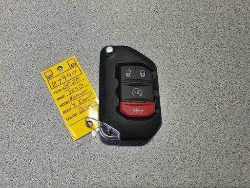 Used 2020 Jeep Wrangler Unlimited Rubicon AWD/4WD image 34