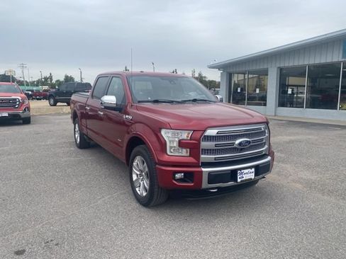 Used 2015 Ford F150 Platinum w/ Equipment Group 701A Luxury AWD/4WD image 8