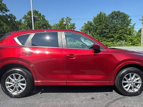 Used 2024 MAZDA CX-5 AWD 2.5 S w/ Preferred Package image 4