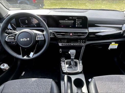New 2026 Kia Seltos S image 5
