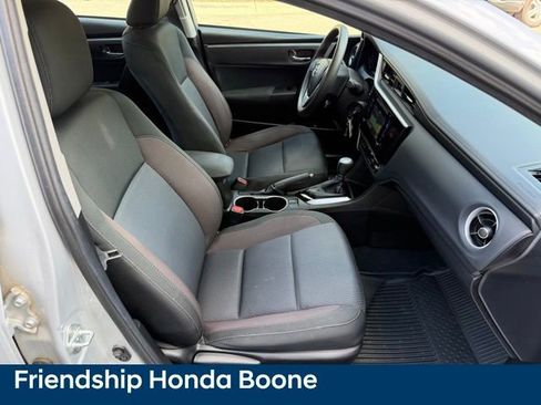 Used 2018 Toyota Corolla LE FWD image 37