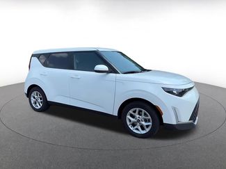 Used 2025 Kia Soul LX w/ LX Technology Package FWD video 2