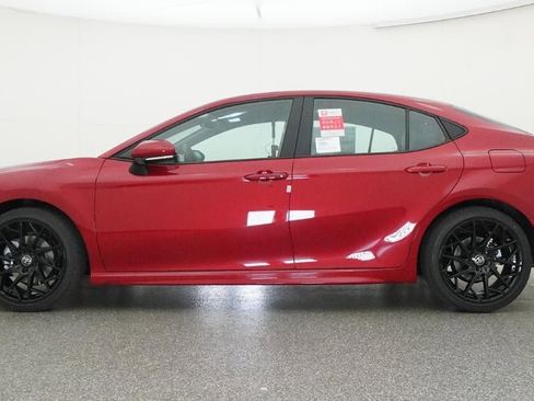 New 2026 Toyota Camry SE image 19