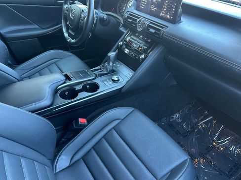 Used 2023 Lexus IS 350 F Sport image 31