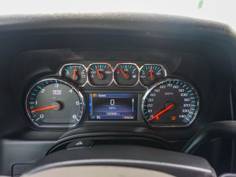 Used 2015 Chevrolet Tahoe LT AWD/4WD image 13
