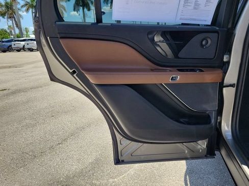 Certified 2023 Lincoln Aviator Reserve w/ Equipment Group 201A RWD image 14