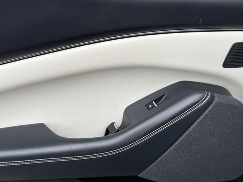 Used 2023 Ford Mustang Mach-E Premium RWD image 19