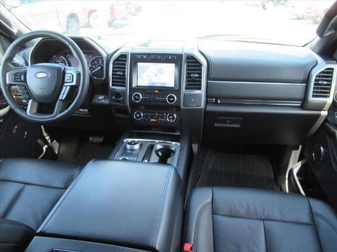 Used 2020 Ford Expedition XLT w/ Equipment Group 202A image 10